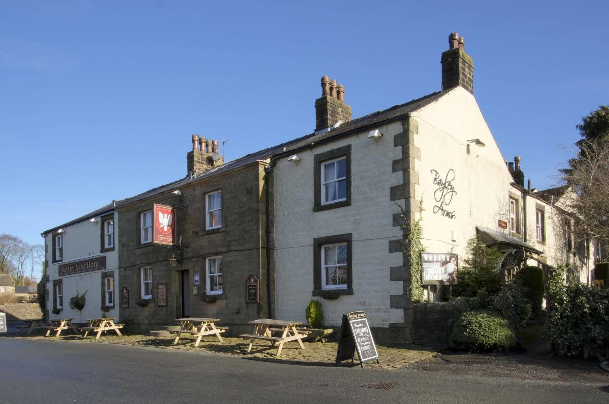 فندق Hurst Green في  Bayley Arms المظهر الخارجي الصورة